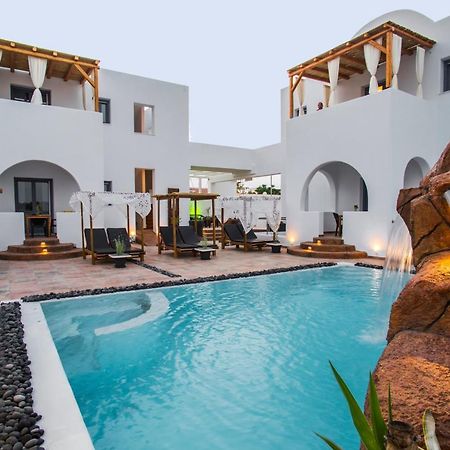 La Belle Vie - Santorini - Adults Only Apartman Kamári Kültér fotó