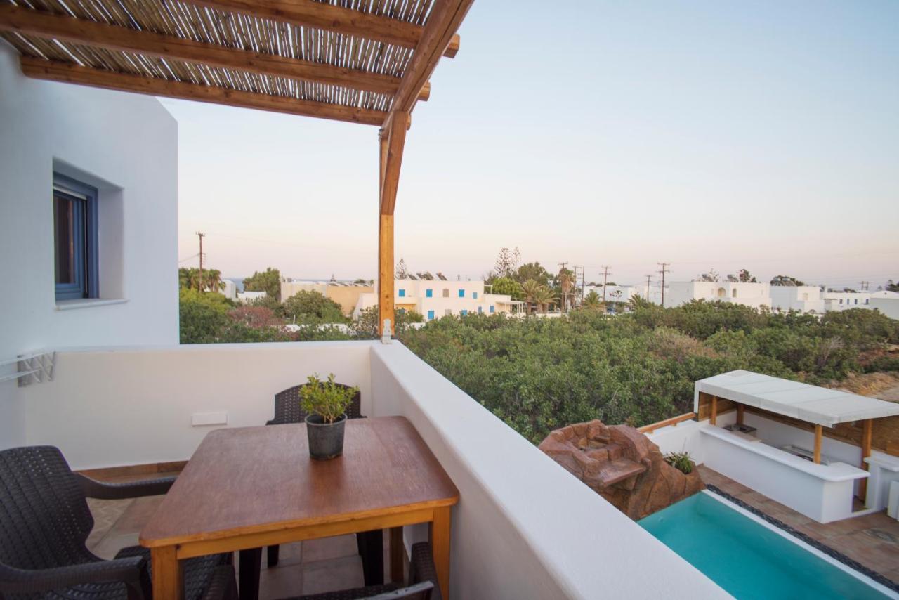 La Belle Vie - Santorini - Adults Only Apartman Kamári Kültér fotó