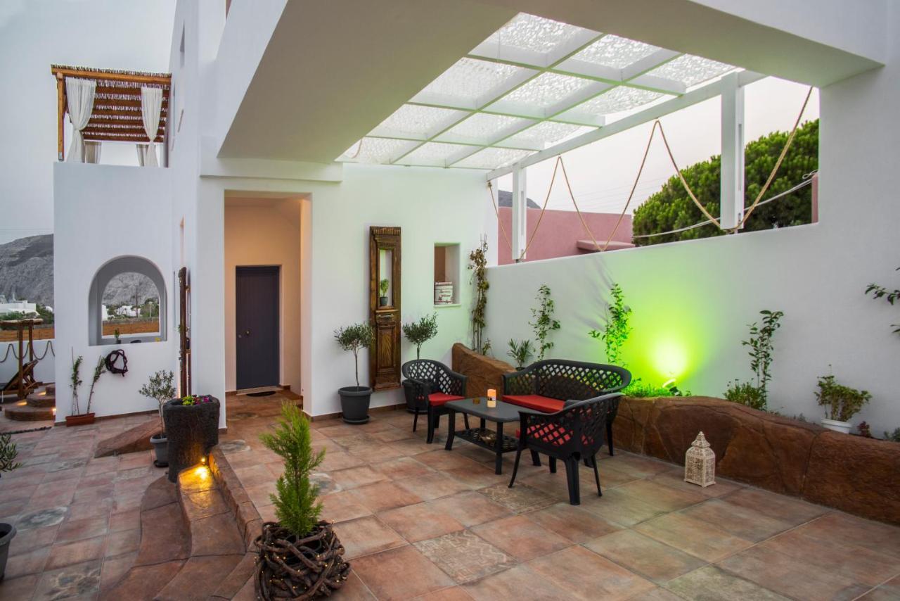 La Belle Vie - Santorini - Adults Only Apartman Kamári Kültér fotó