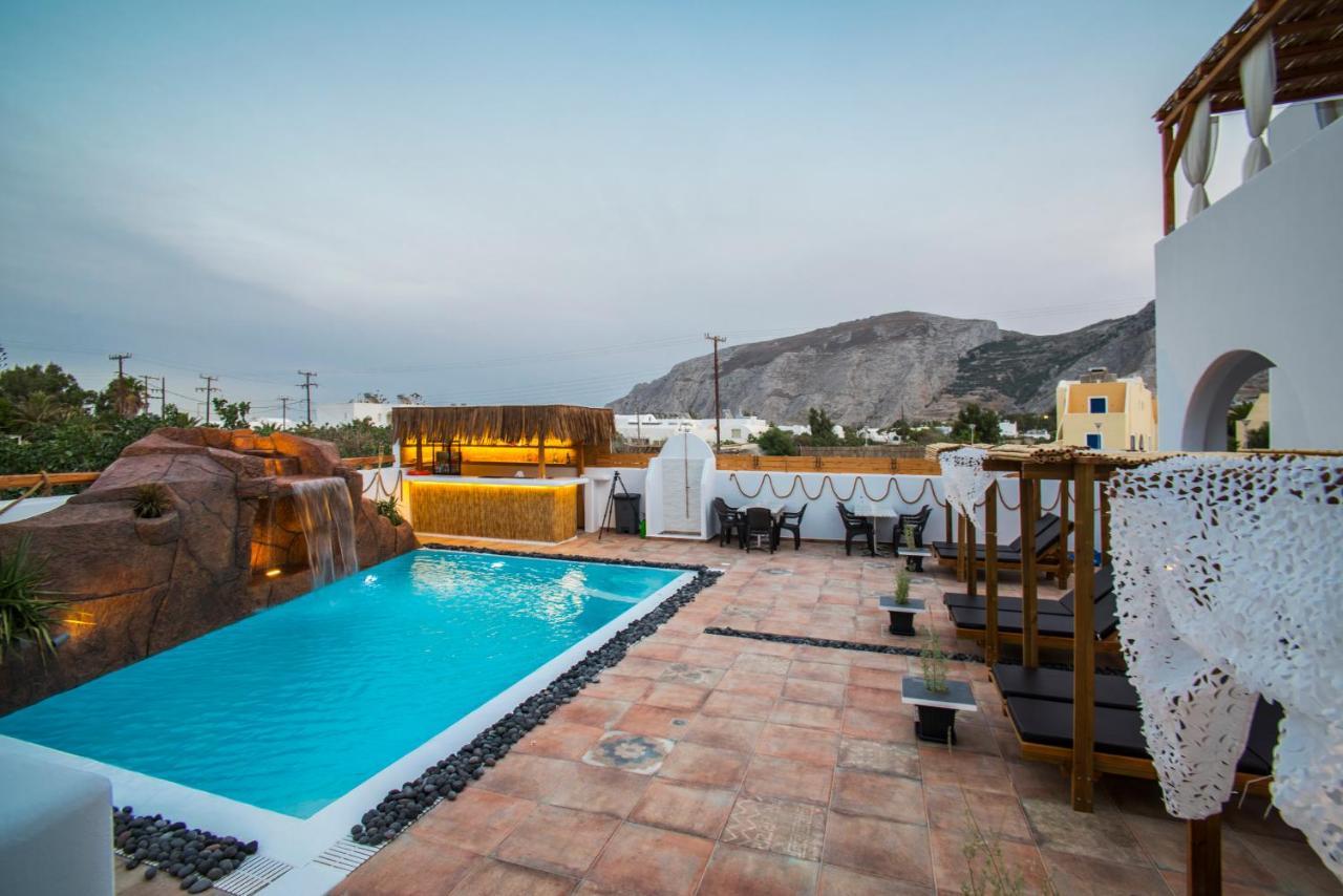 La Belle Vie - Santorini - Adults Only Apartman Kamári Kültér fotó