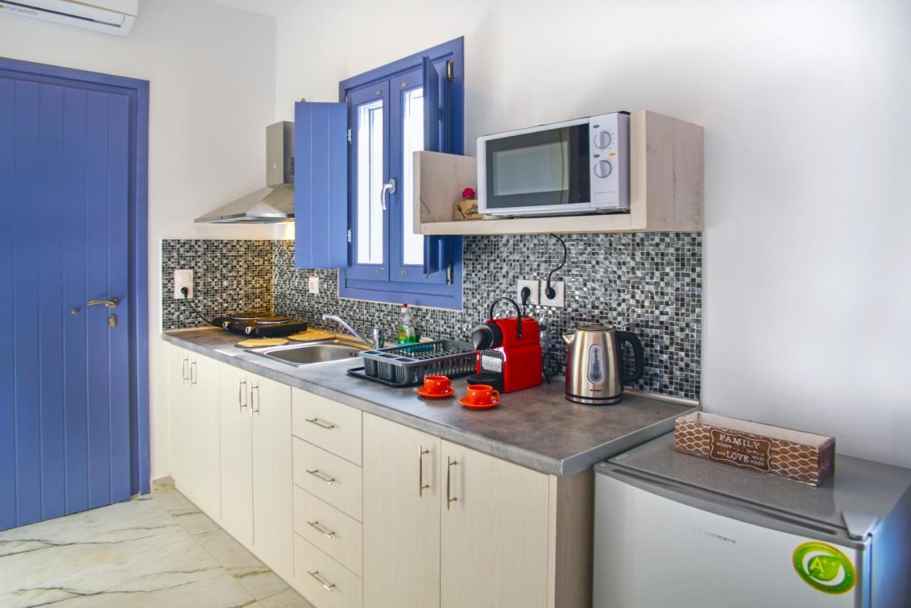 La Belle Vie - Santorini - Adults Only Apartman Kamári Kültér fotó